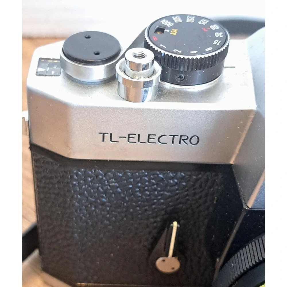 Yashica TL-Electro 35mm SLR Camera w/ Extra Lenses and Case